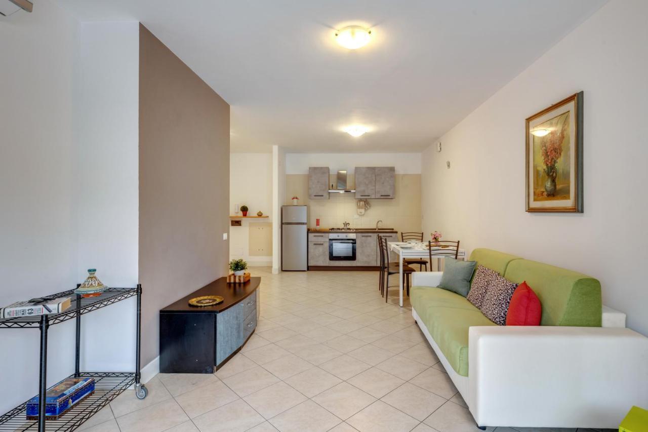 Il Broletto Apartment - Affitti Brevi Italia レッコ エクステリア 写真