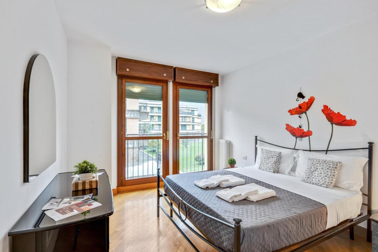 Il Broletto Apartment - Affitti Brevi Italia レッコ エクステリア 写真