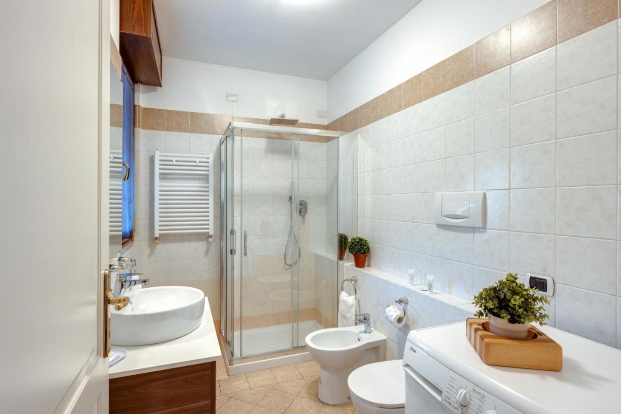 Il Broletto Apartment - Affitti Brevi Italia レッコ エクステリア 写真